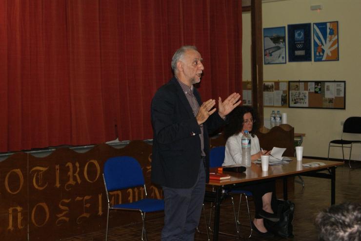 «Τα παιδιά να μεγαλώνουν μακριά από στερεότυπα»