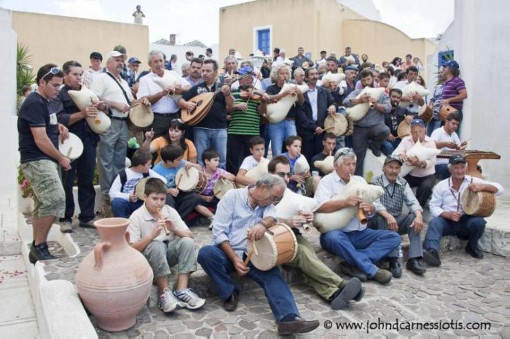 Συνάντηση Λαϊκών Πνευστών Αιγαίου στη Σύρο