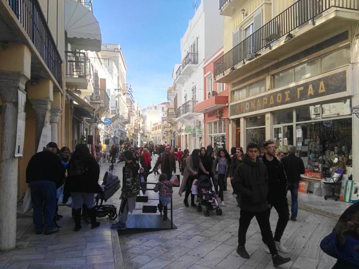 Το άστρο της αγάπης και της ελπίδας φώτισε τη Σύρο