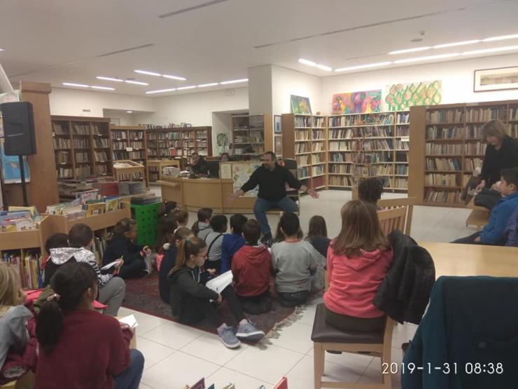 Μια ευχάριστη «ανάκριση»