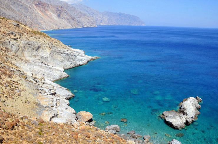 Εντοπισμός και απεγκλωβισμός ατόμων στην Αμοργό
