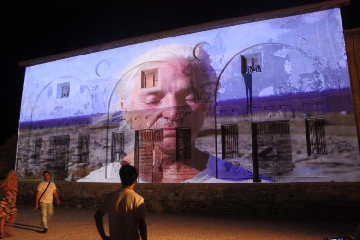 Ο απέναντι κόσμος της Ερμούπολης έσπασε τη σιωπή του