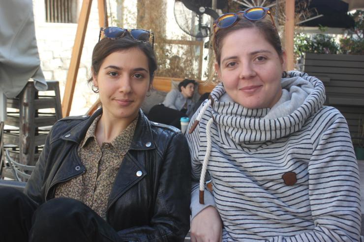 Να είσαι παρών στην αυγή του κόσμου…