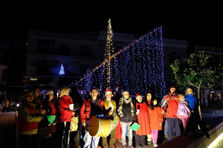 Ένας απέραντος κόσμος χαράς, γιορτής και αγάπης