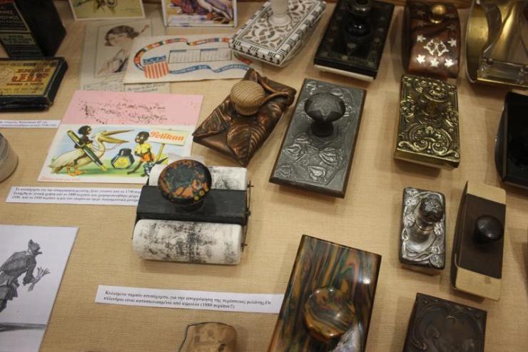 Ανοιχτή από σήμερα η έκθεση «Χαρτί και καλαμάρι»