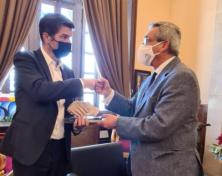 Συνάντηση Περιφερειάρχη Ν. Αιγαίου με τον Γάλλο Πρέσβη στην Ελλάδα