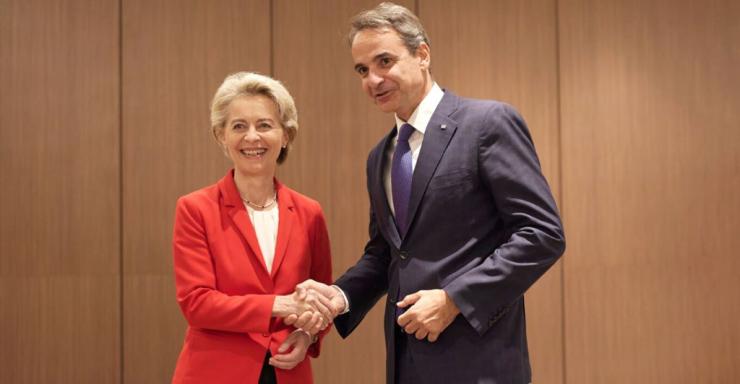 Φον ντερ Λάιεν: «Ο Κυριάκος Μητσοτάκης επανέφερε την Ελλάδα στο δρόμο της επιτυχίας»