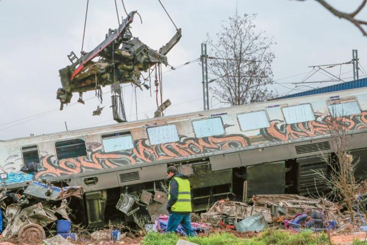 Τέμπη: Δύο ακόμη κατηγορούμενοι ελεύθεροι μετά τις απολογίες τους για τη σύμβαση 717