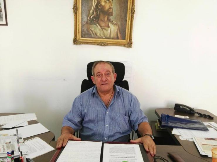 Η δεινή οικονομική κατάσταση τους οδηγεί σε περικοπές