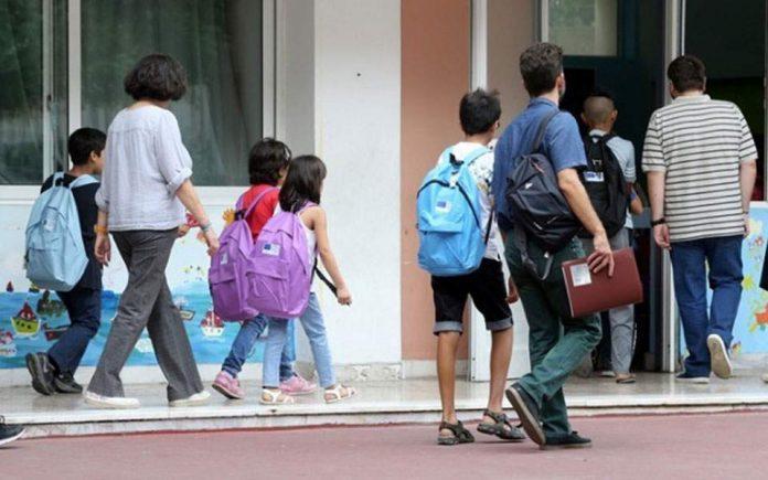 Παιδεία: Η λογοτεχνία μπαίνει κανονικά στα σχολεία