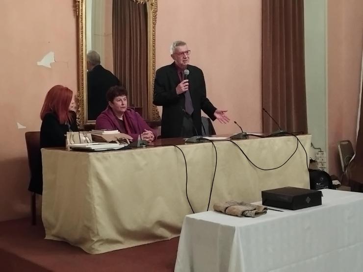 Αδιάλειπτη προσφορά προς τον συνάνθρωπο