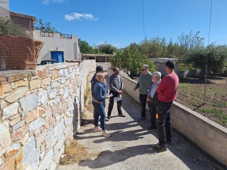 "Κυριακή στο χωριό"