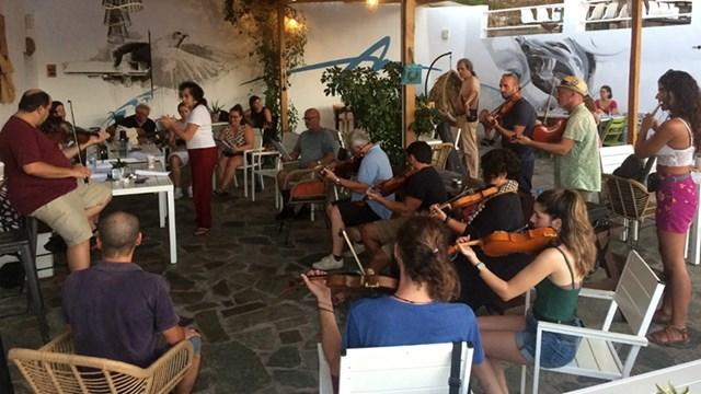 Προαγωγή της παραδοσιακής και της λόγιας μουσικής