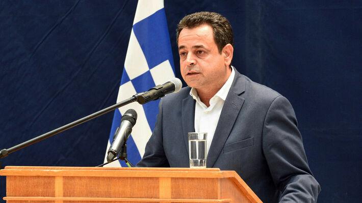 Η Σύμη τιμά τον Νεκτάριο Σαντορινιό και δίνει στο λιμάνι της το όνομα του