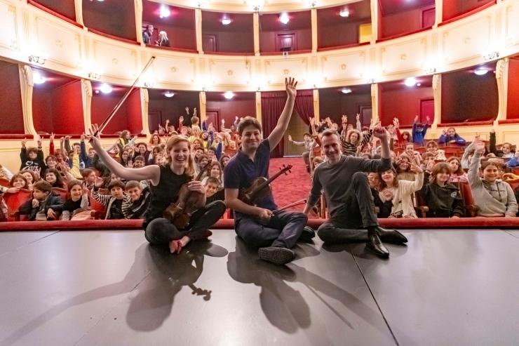 Με μουσικούς παγκόσμιας κλάσης