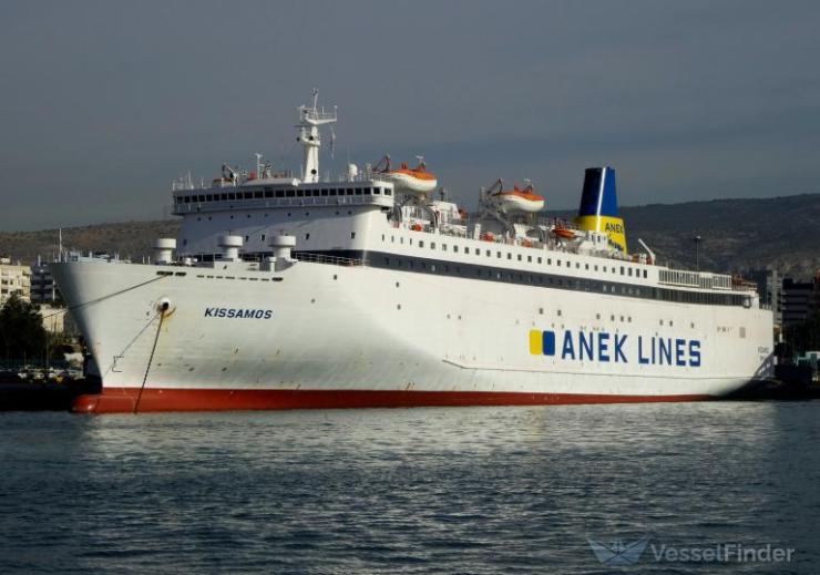 Μήλος: Αδυναμία προσέγγισης του πλοίου “Κίσσαμος”