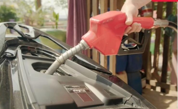 Kαύσιμα: Η αύξηση στην αντλία ξεπερνά και τα 10 ευρώ ανά γέμισμα και έπεται συνέχεια με πετρέλαιο πάνω από τα 87 δολάρια