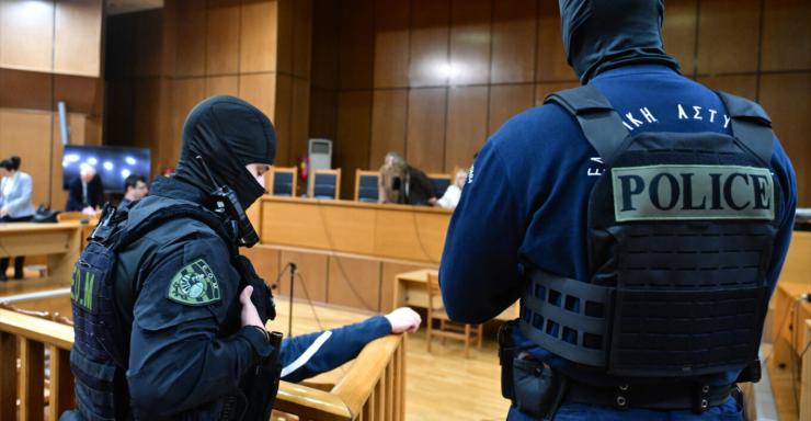 “Αυλαία” στη δίκη της Χρυσής Αυγής: 13 χρόνια στο διευθυντήριο της οργάνωσης