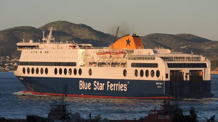 Αδυναμία προσέγγισης επιβατηγών πλοίων σε Ίο και Μήλο