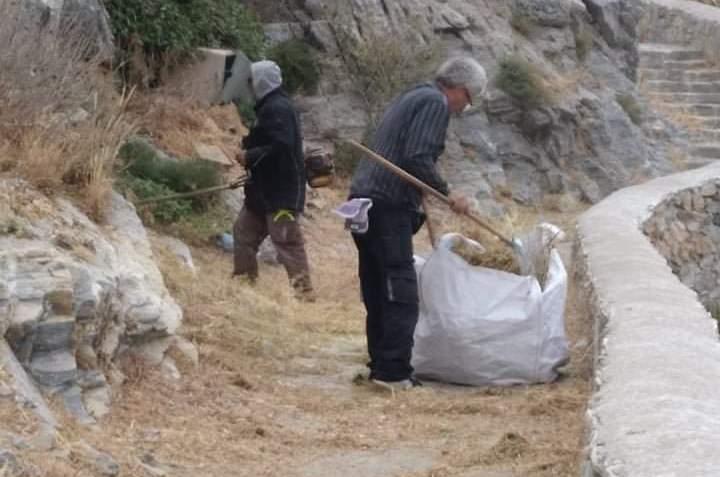 Εργασίες ευπρεπισμού στην Άνω Σύρο