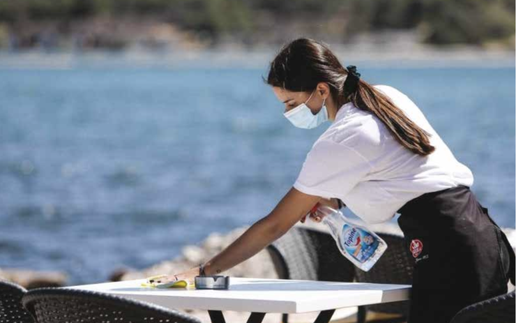 Οι τουριστικές Κυκλάδες σε αναζήτηση προσωπικού 