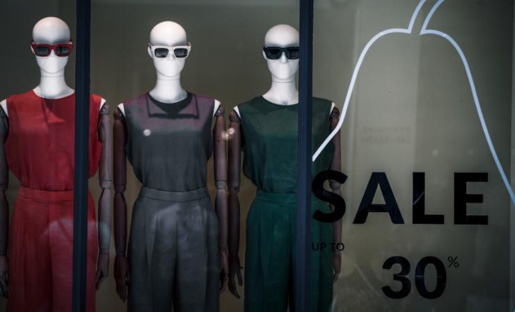 Χειμερινές εκπτώσεις: Τη Δευτέρα 8 Ιανουαρίου η έναρξή τους