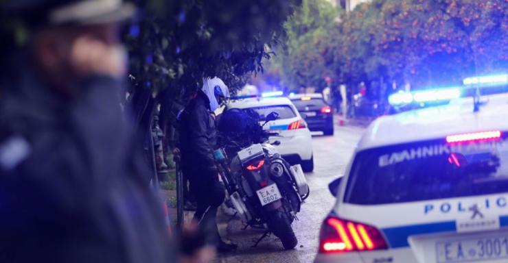 Φλώρινα: Συνελήφθη ζευγάρι με 29 όπλα, 72 κιλά πυρίτιδα και χιλιάδες σφαίρες