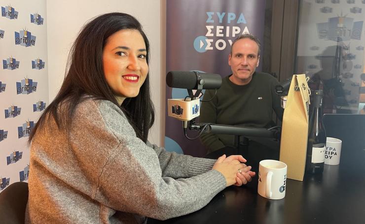 Η Ανεζούλα Νομικού στην εκπομπή «ΣΥΡΑ-ΣΕΙΡΑ ΣΟΥ» του Χάρη Βεκρή