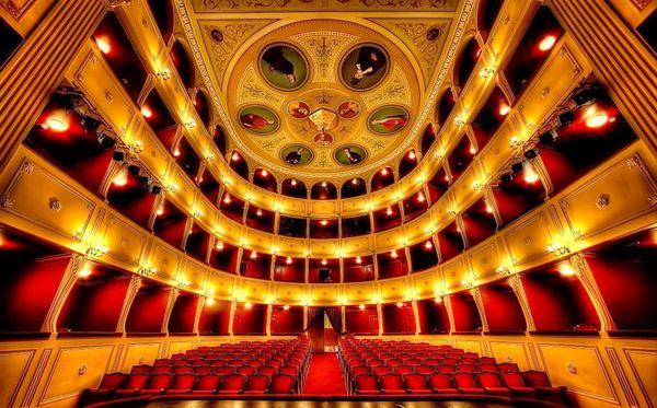 Σύρος Πολιτισμός: Συμμετοχές και συμμαχίες