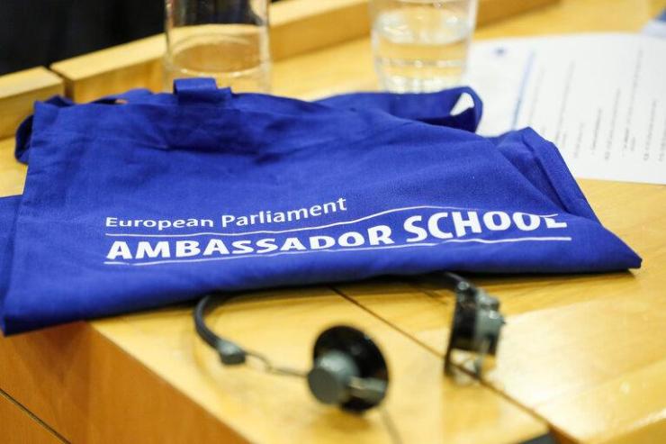 Τα σχολεία των Κυκλάδων γίνονται πρέσβεις του Ευρωπαϊκού Κοινοβουλίου