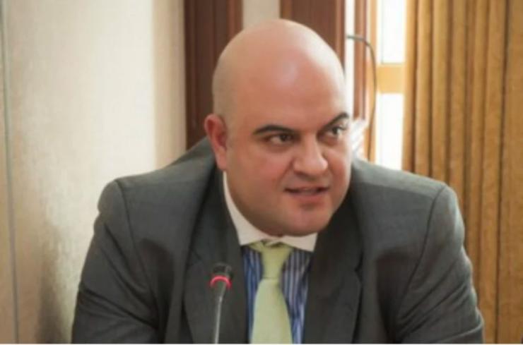 Στον Ανακριτή ο «Μάξιμος Σαράφης» για την υπόθεση εξαπάτησης επιχειρηματιών