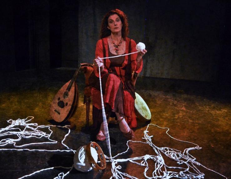 “Στην απέναντι όχθη” 