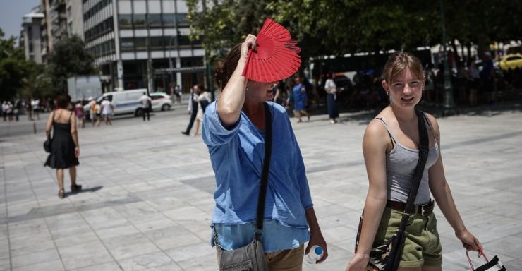 Θερμοπληξία και θερμική εξάντληση: Συμπτώματα, οδηγίες προφύλαξης και τρόποι αντιμετώπισης