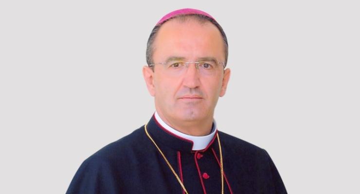 Βαρύ πένθος για τον καθολικό επίσκοπο Πέτρο Στεφάνου