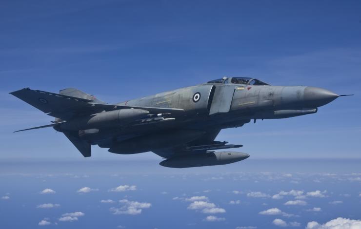 Έπεσε στη θάλασσα μαχητικό F-4 νότια της Ανδραβίδας