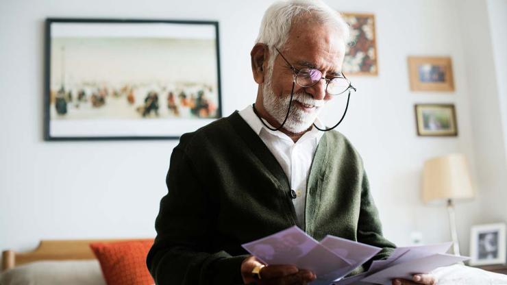 Άνοια: Πόσο μεγαλώνει ο κίνδυνος για όσους αισθάνονται μοναξιά και απομόνωση