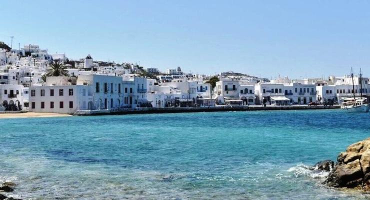 «Κόλαφος» η εισαγγελέας Σύρου για τις πολεοδομικές παραβάσεις στη Μύκονο