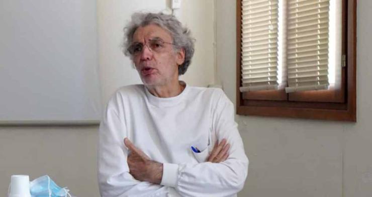 Παραίτηση του παθολόγου Γιάννη Χατζηγεωργίου από το νοσοκομείο Σύρου