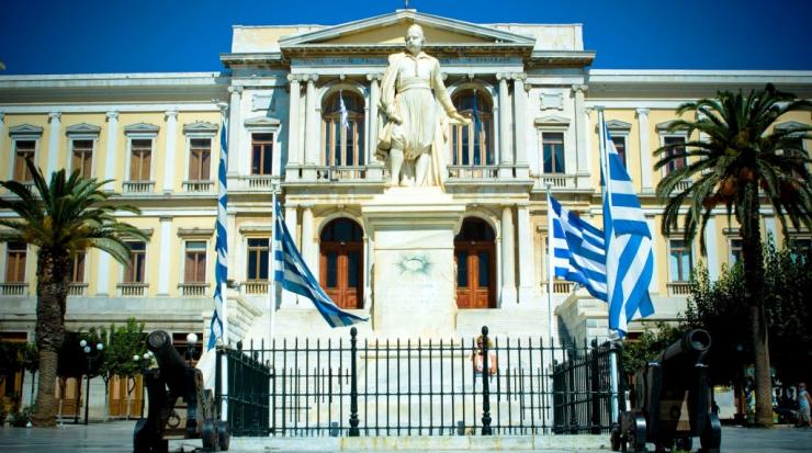 Αυτοδιοικητικές εκλογές: Ποιοι είναι οι μισθοί των δημάρχων, αντιδημάρχων και περιφερειαρχών