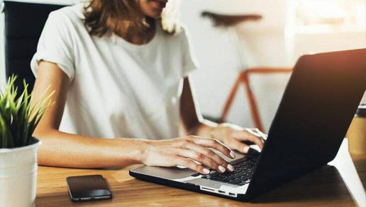 Chatbots αντί εφοριακών: Πώς θα εξυπηρετούνται οι πολίτες στις ΔΟΥ