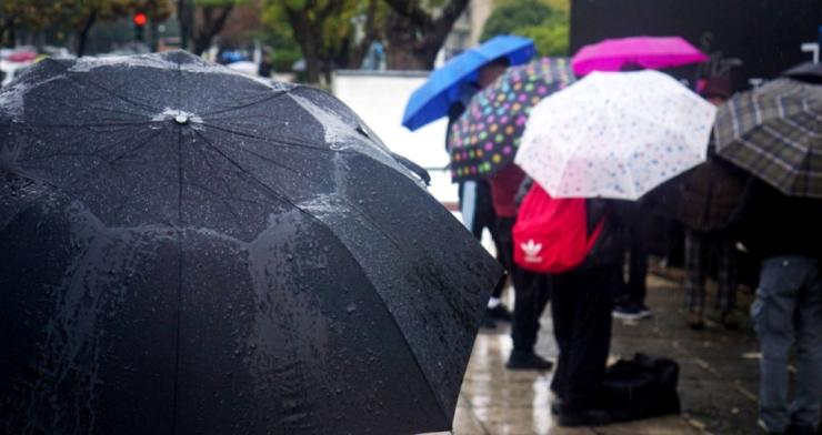 Καιρός: Ισχυροί νοτιάδες και άνοδος της θερμοκρασίας - Βροχή στις Κυκλάδες