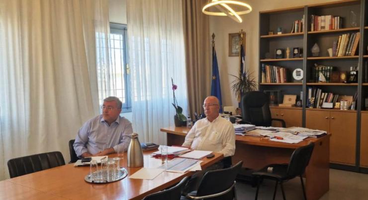 Ευρεία κυβερνητική σύσκεψη για τα θέματα της Σαντορίνης