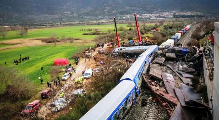 Τέμπη: Εκτός φυλακής με περιοριστικούς όρους ο σταθμάρχης