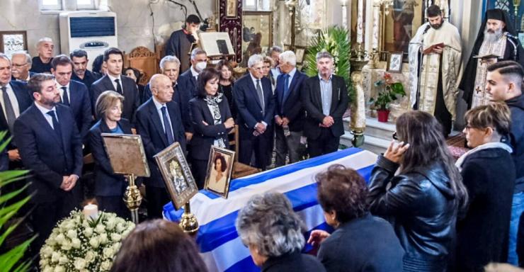 Τελευταίο αντίο στη «σιδηρά κυρία» του ΠΑΣΟΚ, Βάσω Παπανδρέου