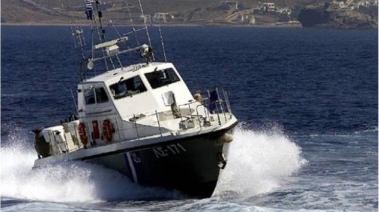 Αμοργός: Προσάραξη θαλαμηγού με τέσσερις επιβάτες
