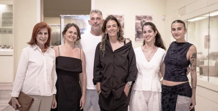 Λαμπερά εγκαίνια για την έκθεση Cycladic Nexus - Skarkos