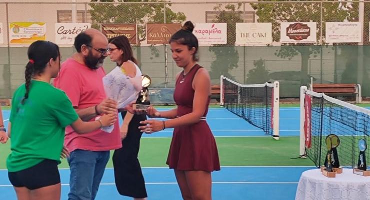 Σύρος: Άλλη μία σημαντική επιτυχία για τη Φανή Ρούσσου στο τένις