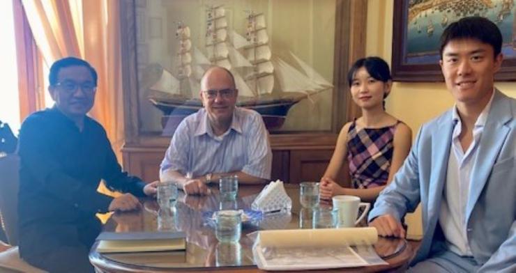 Σύρος: Επίσκεψη του Κινέζου πρέσβη στο Δημαρχείο