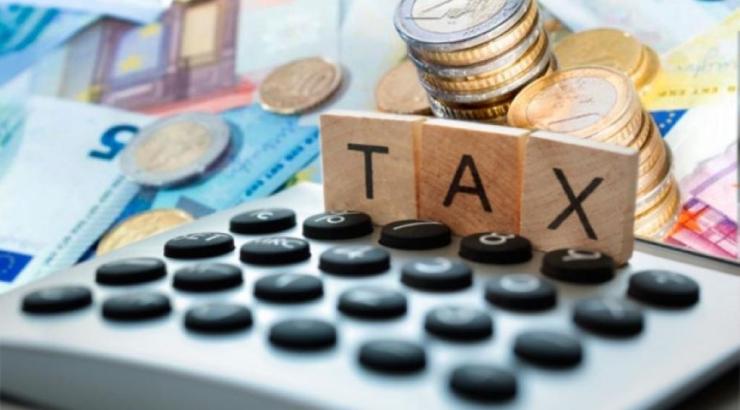 Οι φόροι που απομυζούν τα νοικοκυριά και αυξάνουν τα έσοδα