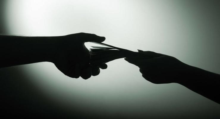 Στην τσιμπίδα «μαύρο» χρήμα άνω των 4 δισ.